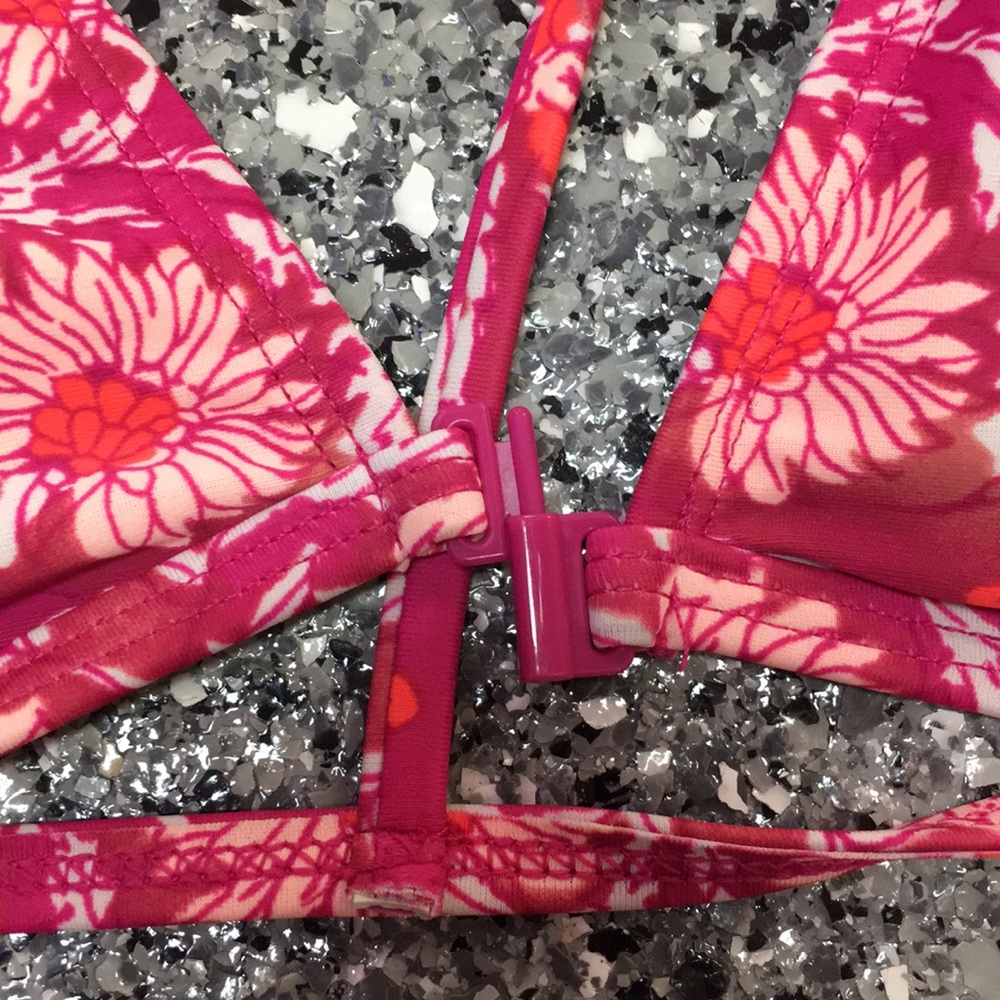 Bikini - Picture 4 of 6